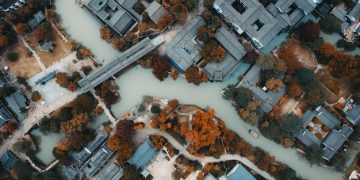 Prepare for Natural Disasters in the US: A 2025 Guide - Cover Image