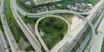 US Infrastructure: Latest Developments and Life Impact - Cover Image